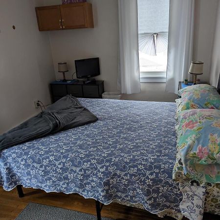 Cozy Corner Apartment Рочестър Екстериор снимка